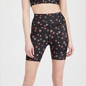 Splits59 Ava high waist bike shorts — edelweiss floral print on black, size XS